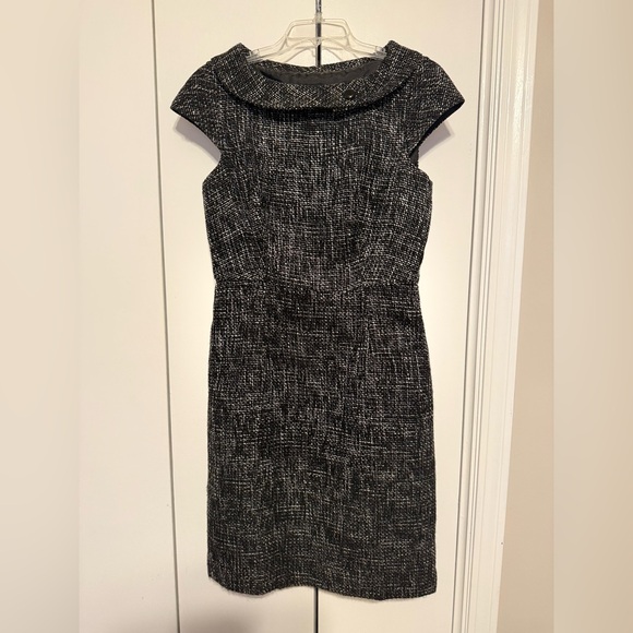 Ann Taylor scoop neck dress - Picture 1 of 5